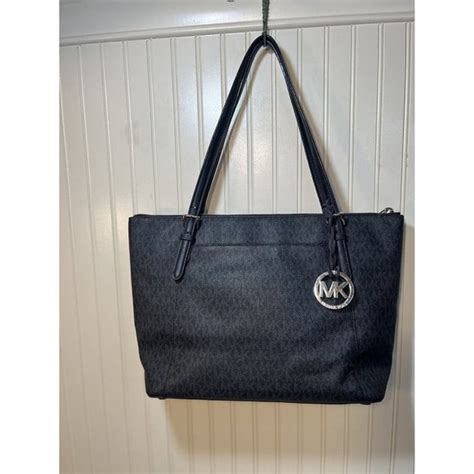 michael kors ciara east west|Michael Kors 35F8SC6T7B Ciara Large East West Top Zip Bag.